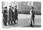 Foton Hitler under en statsceremoni