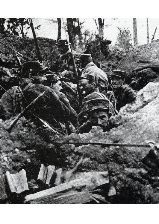 Foto i skyttegravarna, 1918