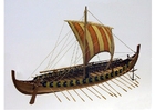 Foton modell av Gokstads vikingaskepp