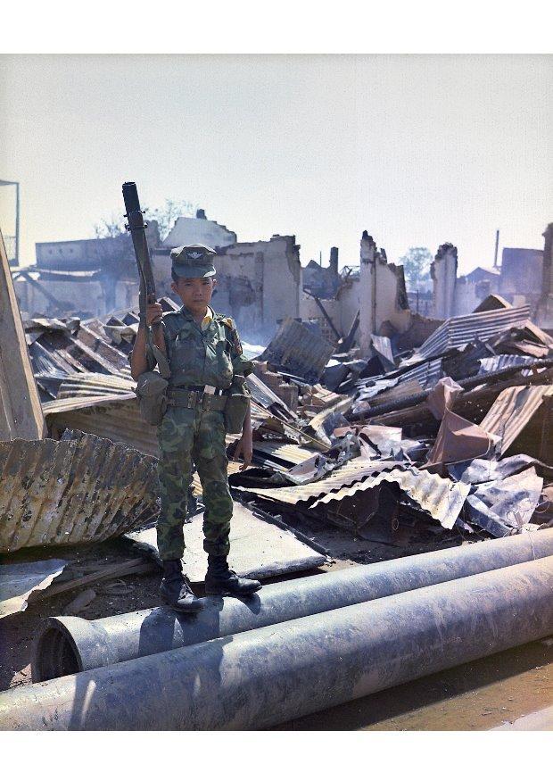 barnsoldat, vietnam Foto barnsoldat, vietnam