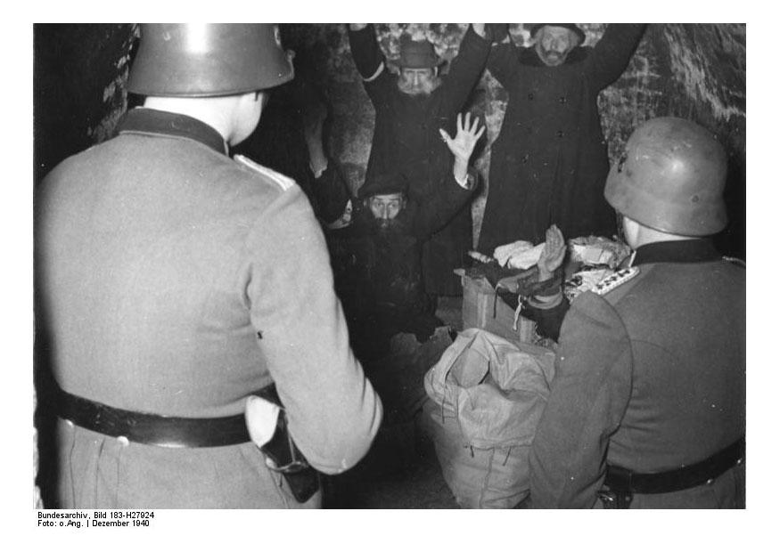 ghettot i lublin, polen - polisinsats Foto ghettot i lublin, polen - polisinsats