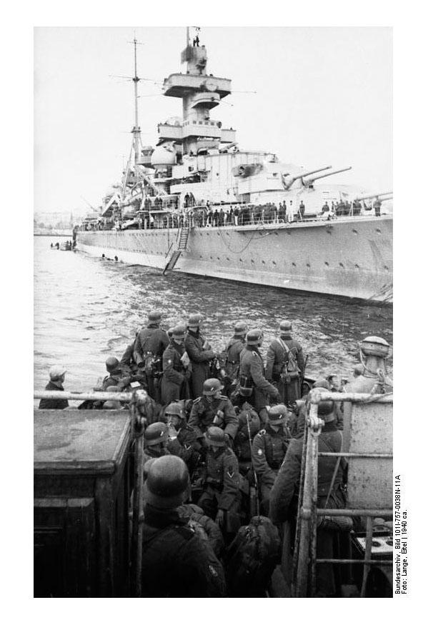 kryssare i norge Foto kryssare i norge