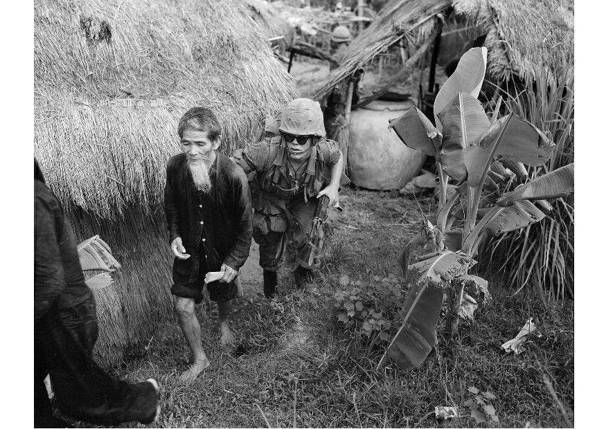 Foto misstA¤nkta vietcong-anhA¤ngare
