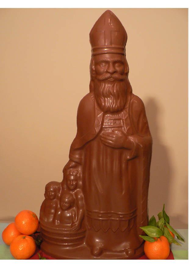 Foto sankt nikolas i choklad