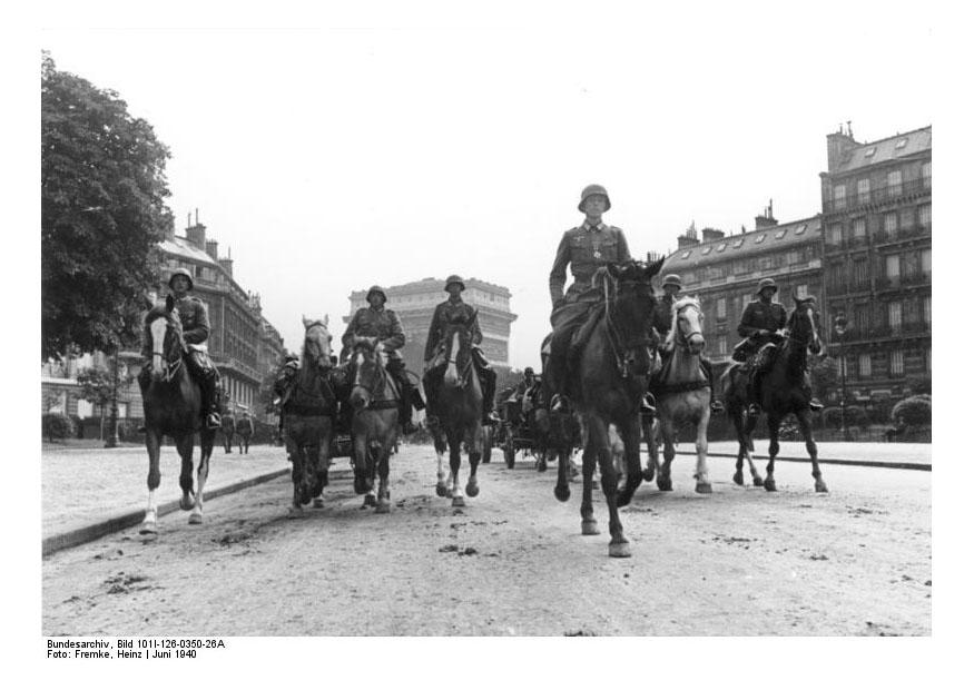 tyska trupper marscherar i paris Foto tyska trupper marscherar i paris